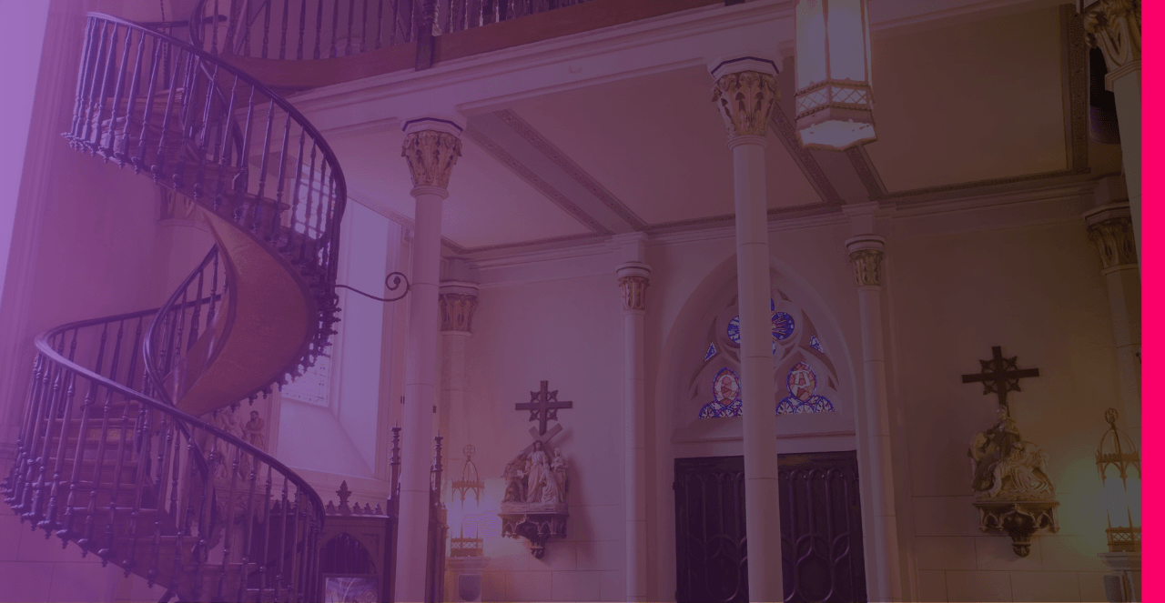 Imagem de thumbnail pertencente ao post: Conheça a misteriosa construção da escada da Capela de Loretto
