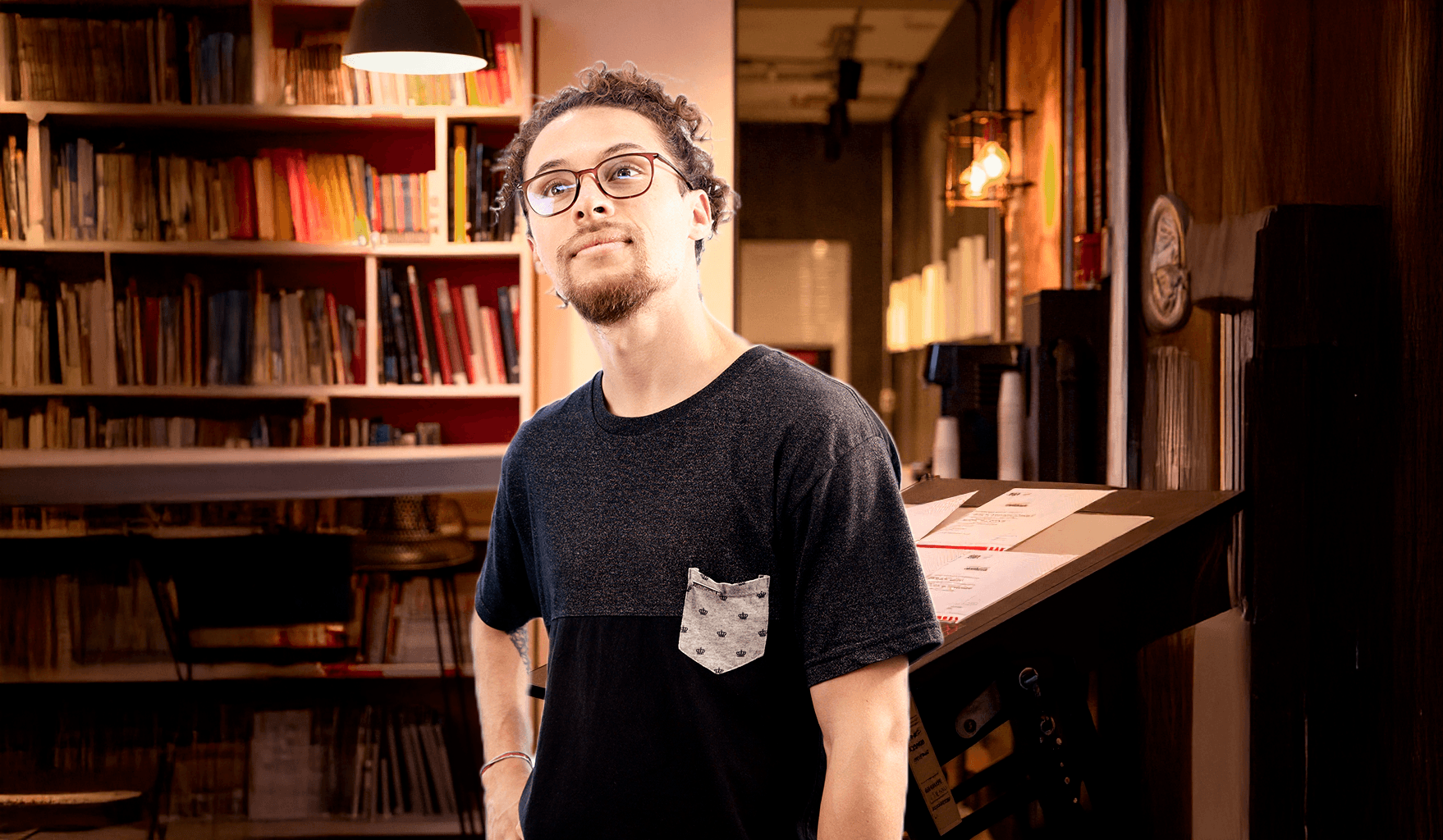 Imagem de thumbnail do professor Bruno de Morais